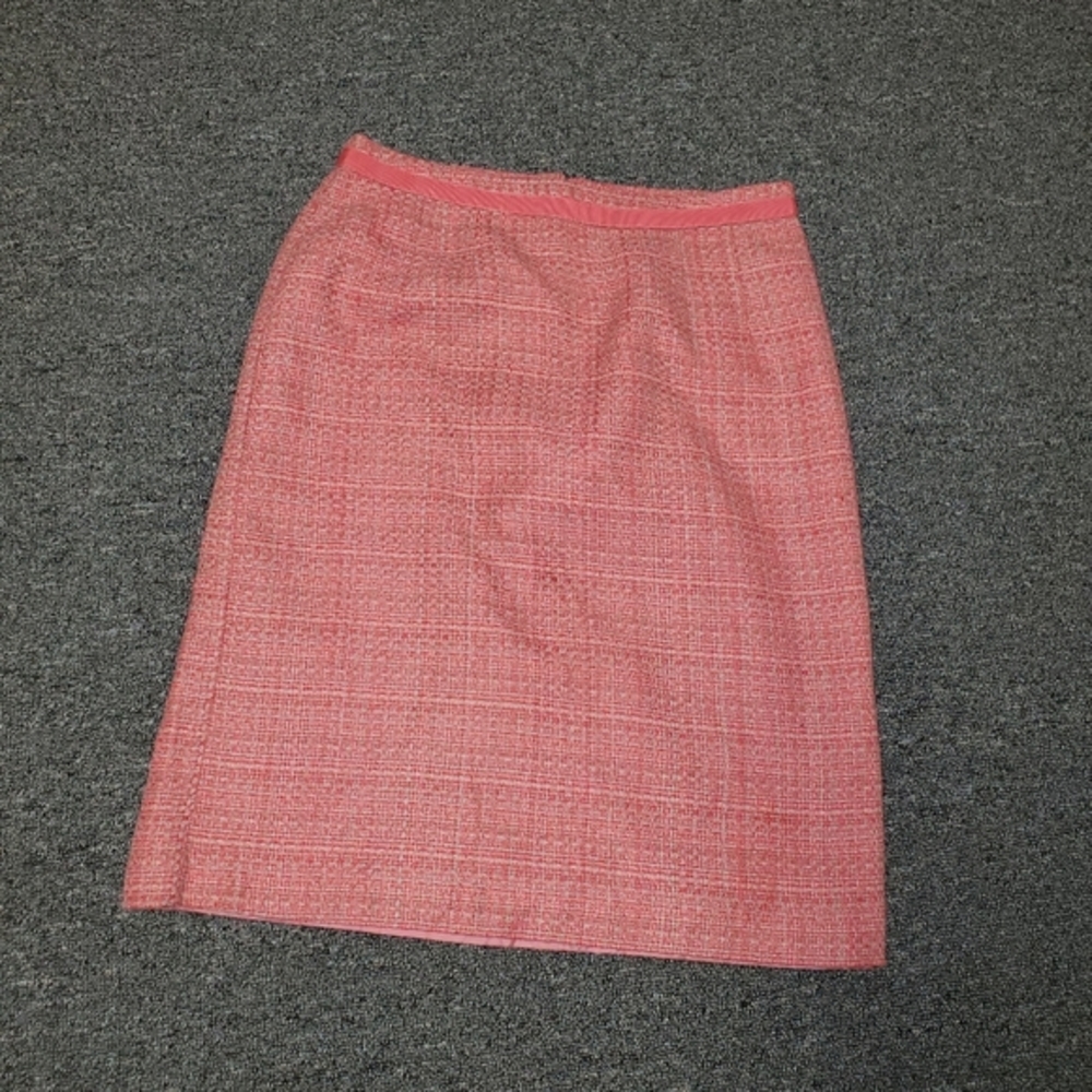🛍2/$10 New York & Company Tweed Skirt